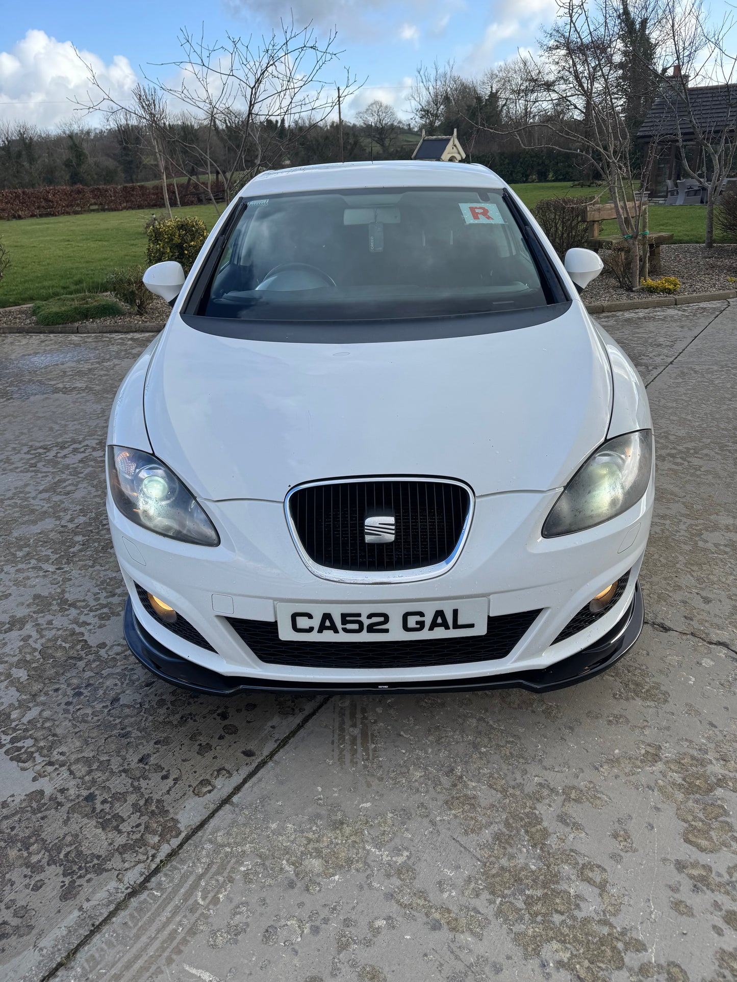 Leon MK2 Standard/Cupra/FR Front Lip Piano Black Plastic / 2005-2013