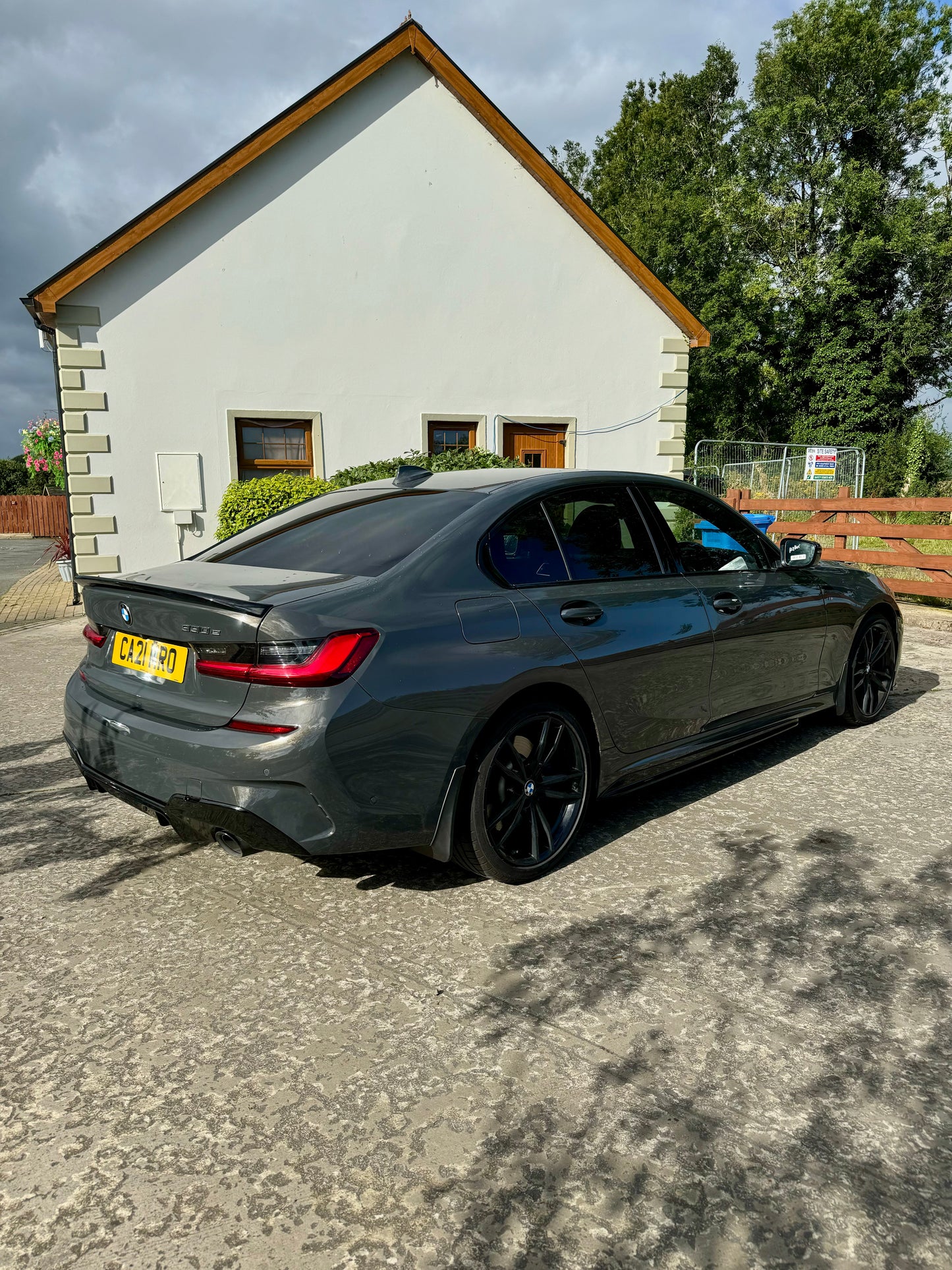 BMW 3 Series G20 M Performance 2018+ Gloss Black Body Kit