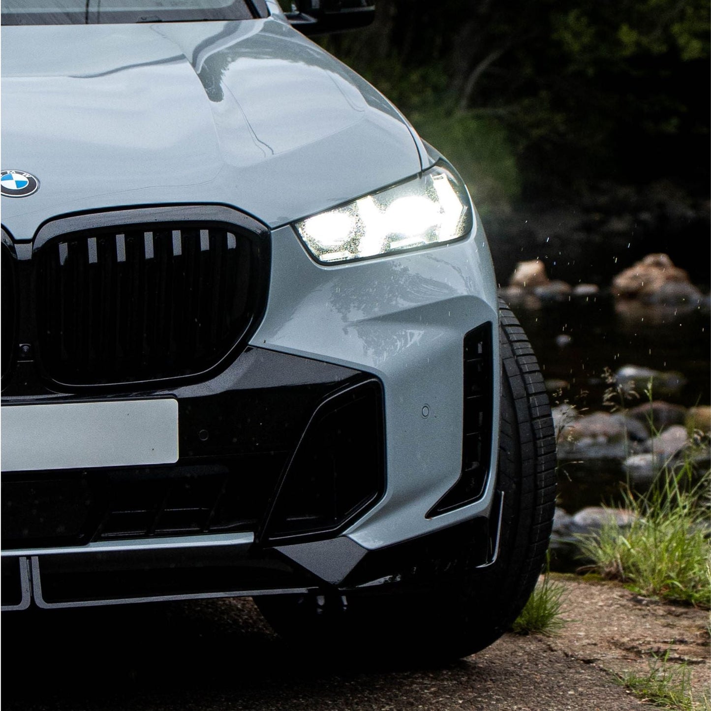 BMW X5 G05 LCI M Sport 2023+ Front Splitter In Gloss Black