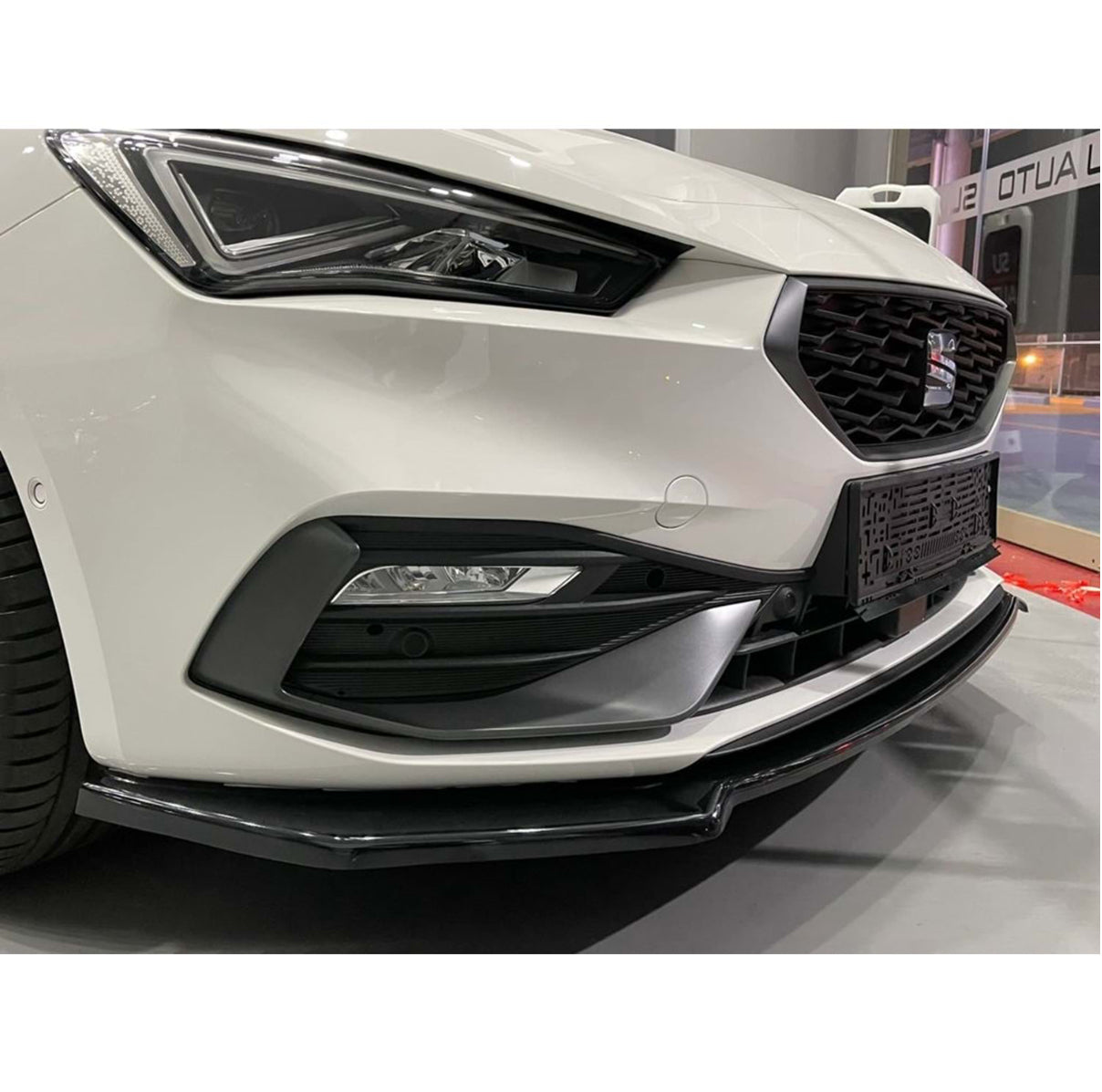 Seat Leon Mk4 2020+ - Front Splitter Lip In Gloss Black