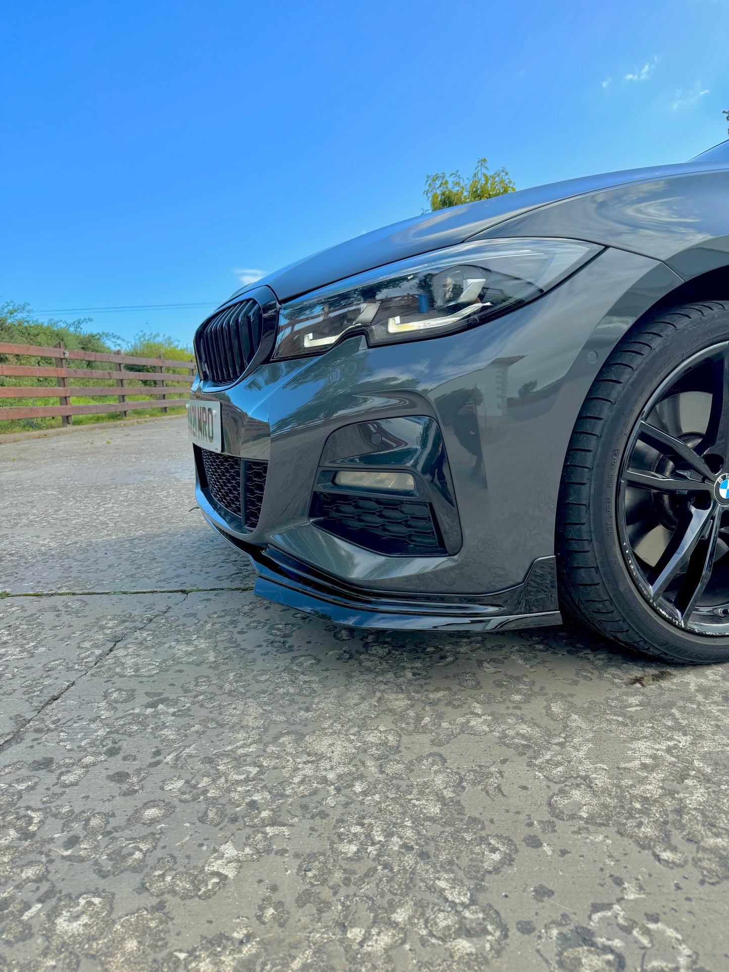 BMW 3 Series G20 M Performance 2018+ Gloss Black Body Kit