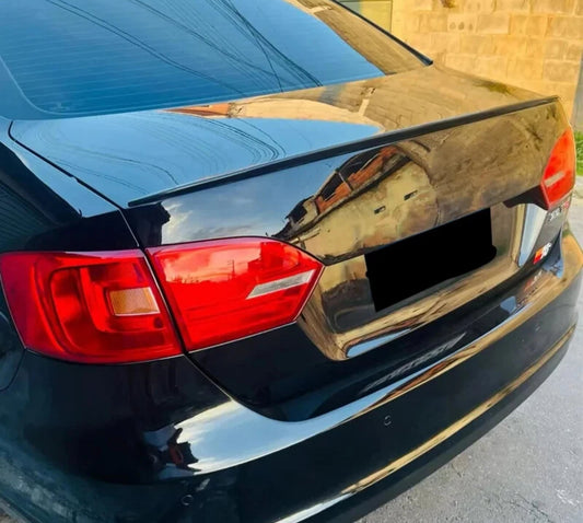 Volkswagen Jetta MK6/6.5 Rear Spoiler Lip in Gloss Black