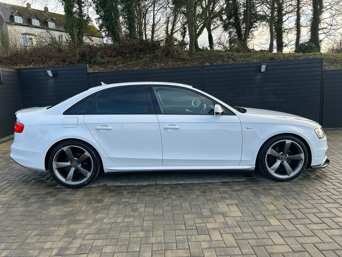 Audi A4/S4 B8 2008-2015 Side Skirts Extensions in Gloss Black