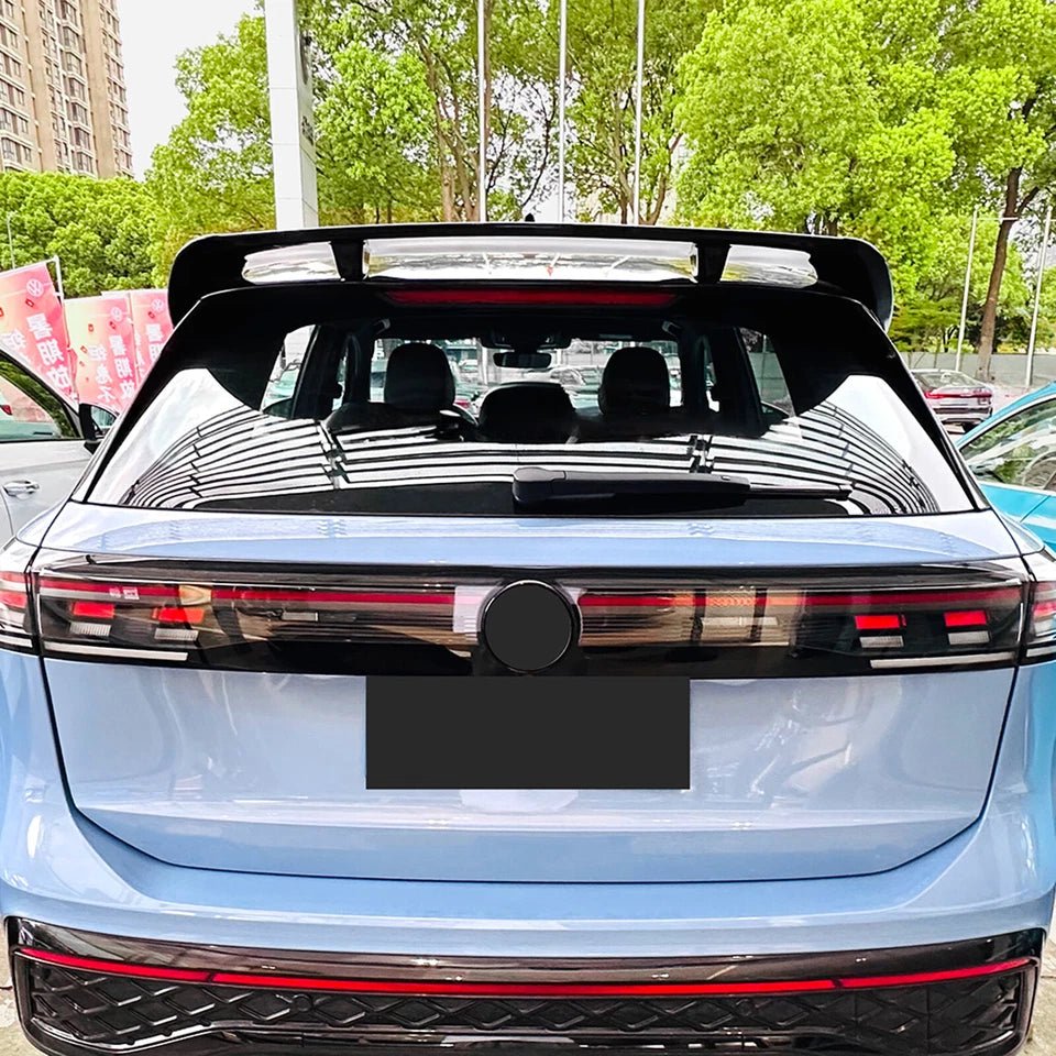 Volkswagen Tiguan Mk3 2023+ Gloss Black Roof Spoiler