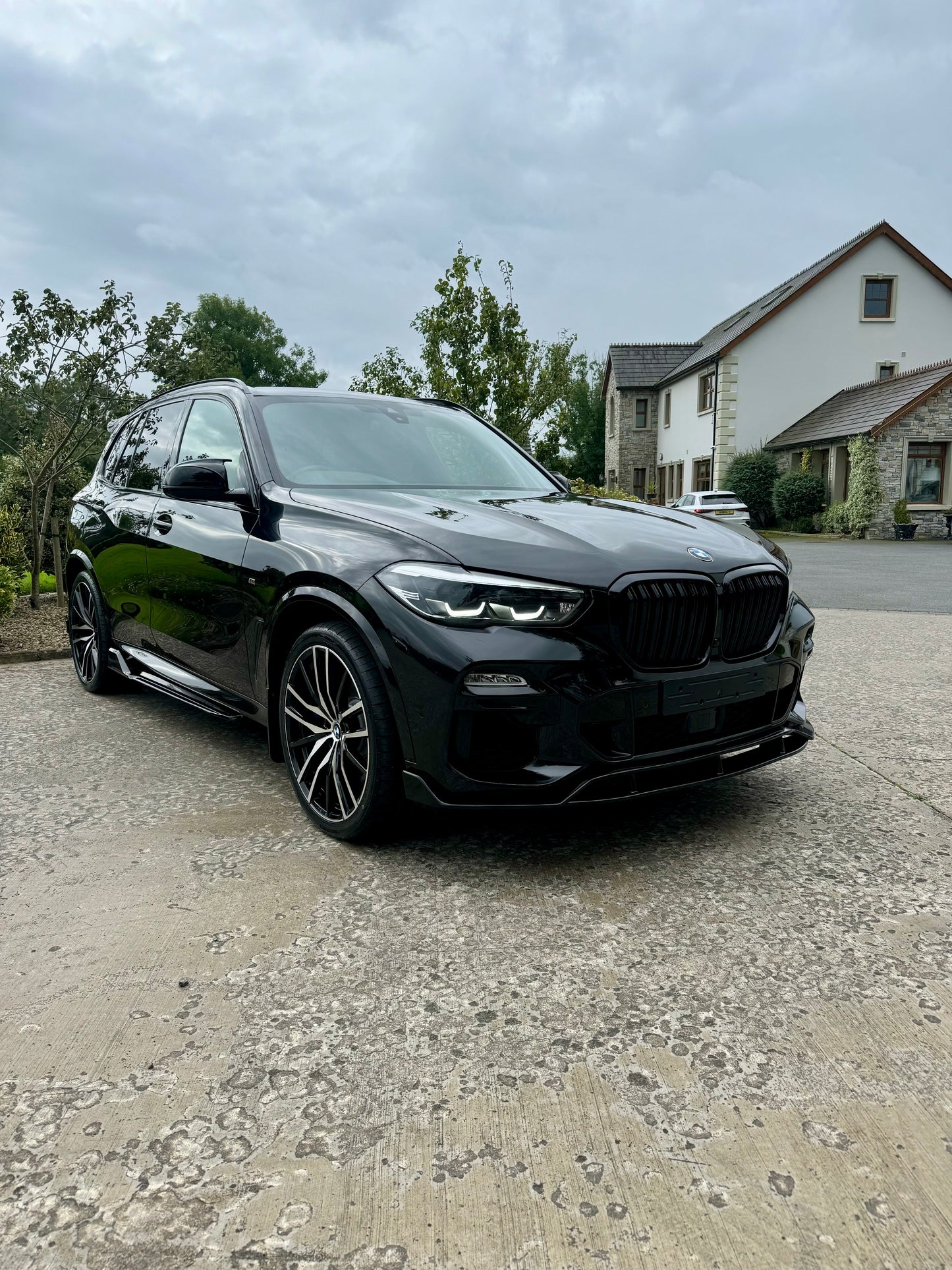 BMW X5 G05 2018+ G05 "Black Knight" Body Kit M Sport