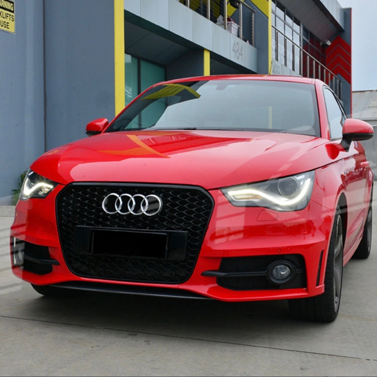 Audi A1 8X 2011-2015 RS Style Gloss Black Honeycomb Grill