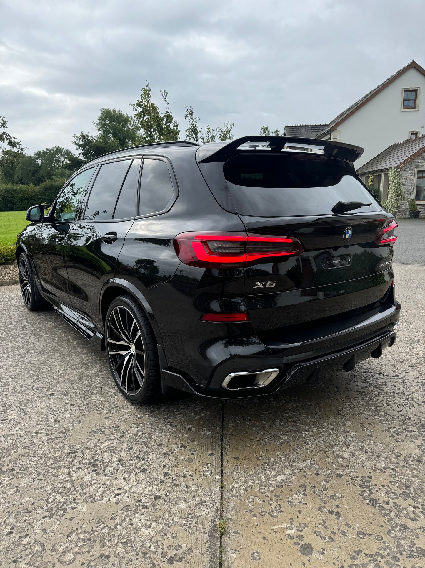 BMW X5 G05 2018+ G05 "Black Knight" Body Kit M Sport