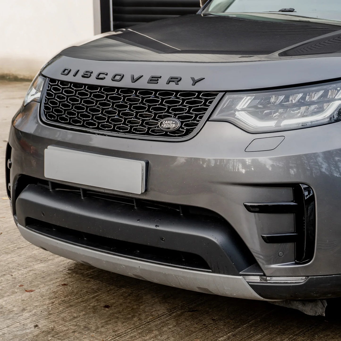 Land rover Discovery 5 Dynamic Black Aero Kit - Gloss Black