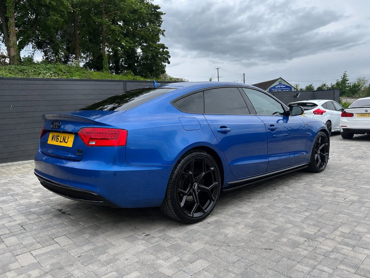 Audi A5/S5 B8 2009-2016 Side Skirts in Gloss Black