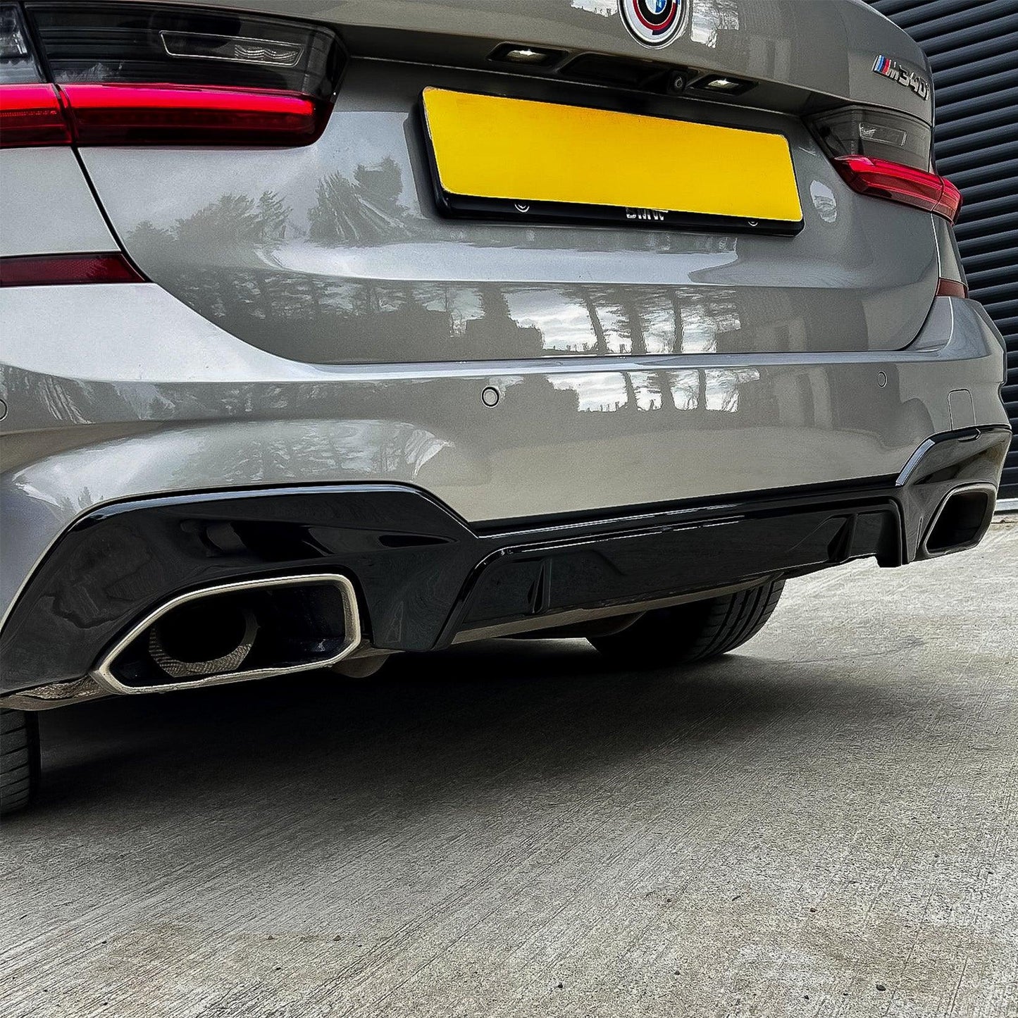 BMW G20/G21 M340i Pre-LCI 2019-2021 Gloss Black M Performance MP Rear Diffuser