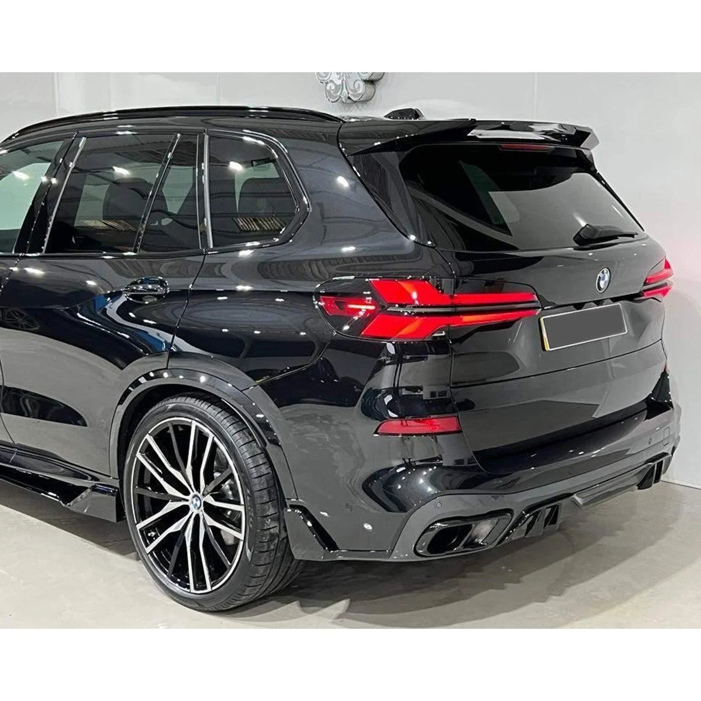 BMW X5 G05 LCI M Sport 2023+ Rear Spoiler In Gloss Black
