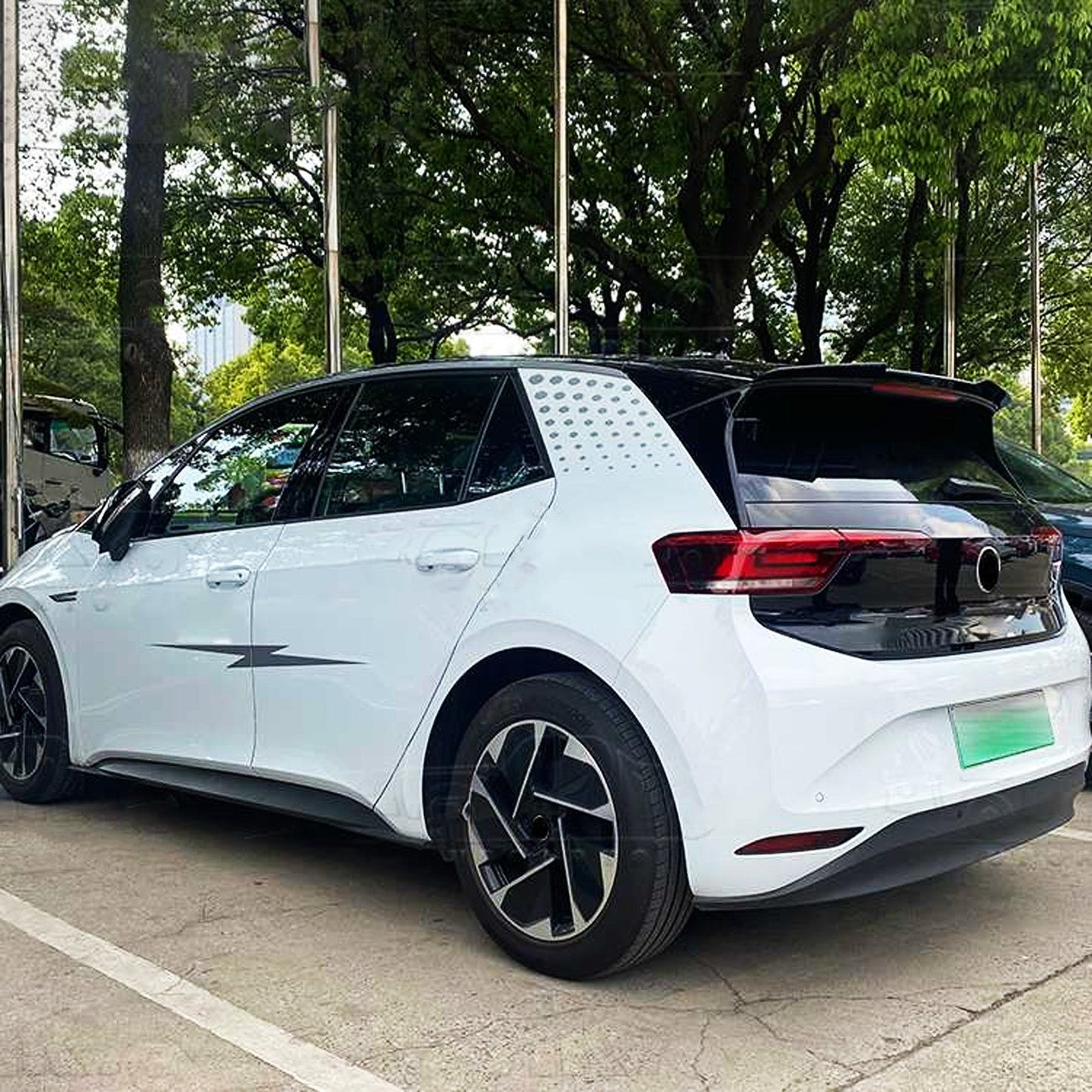 Volkswagen ID.3 2019+ - Gloss Black Rear Spoiler Cap