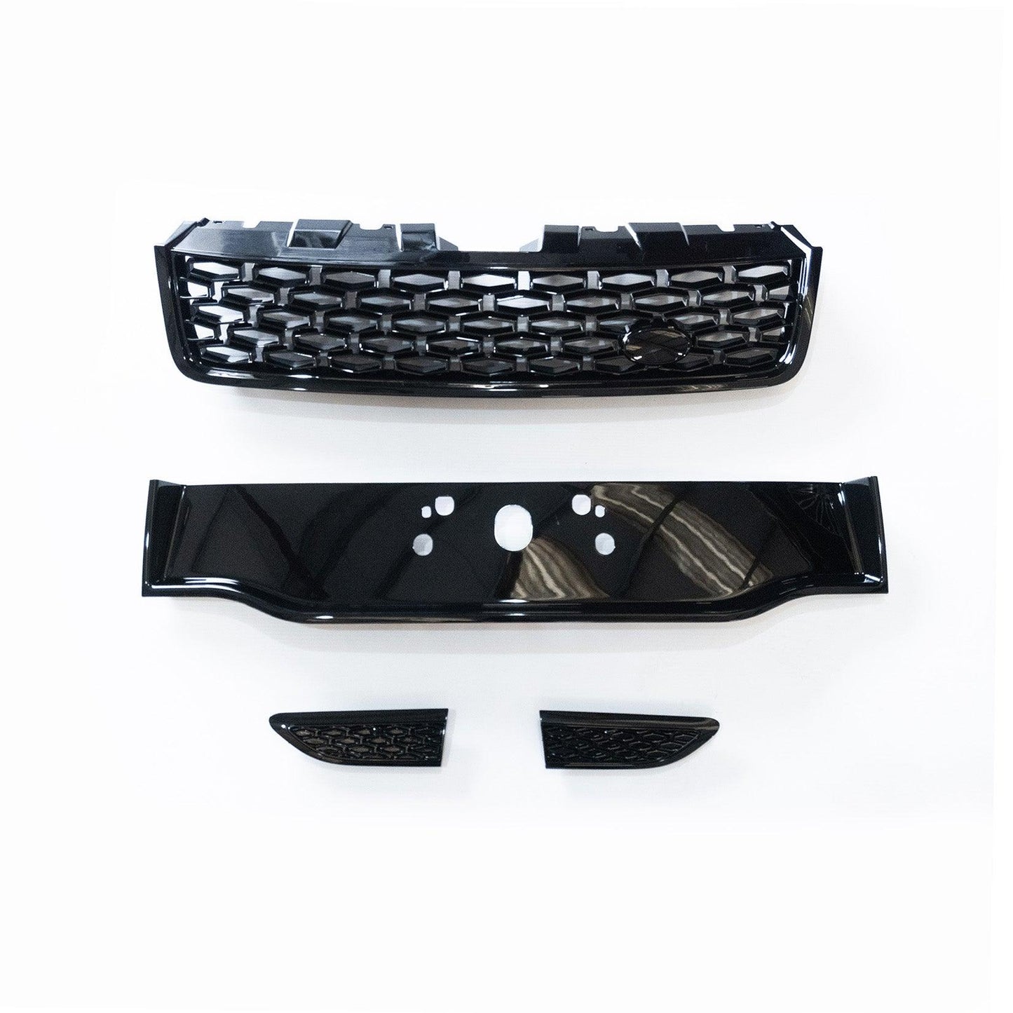 Land Rover Discovery Sport 2016-2019 Dynamic Black Pack – Grill, Vents, Number Plate Surround