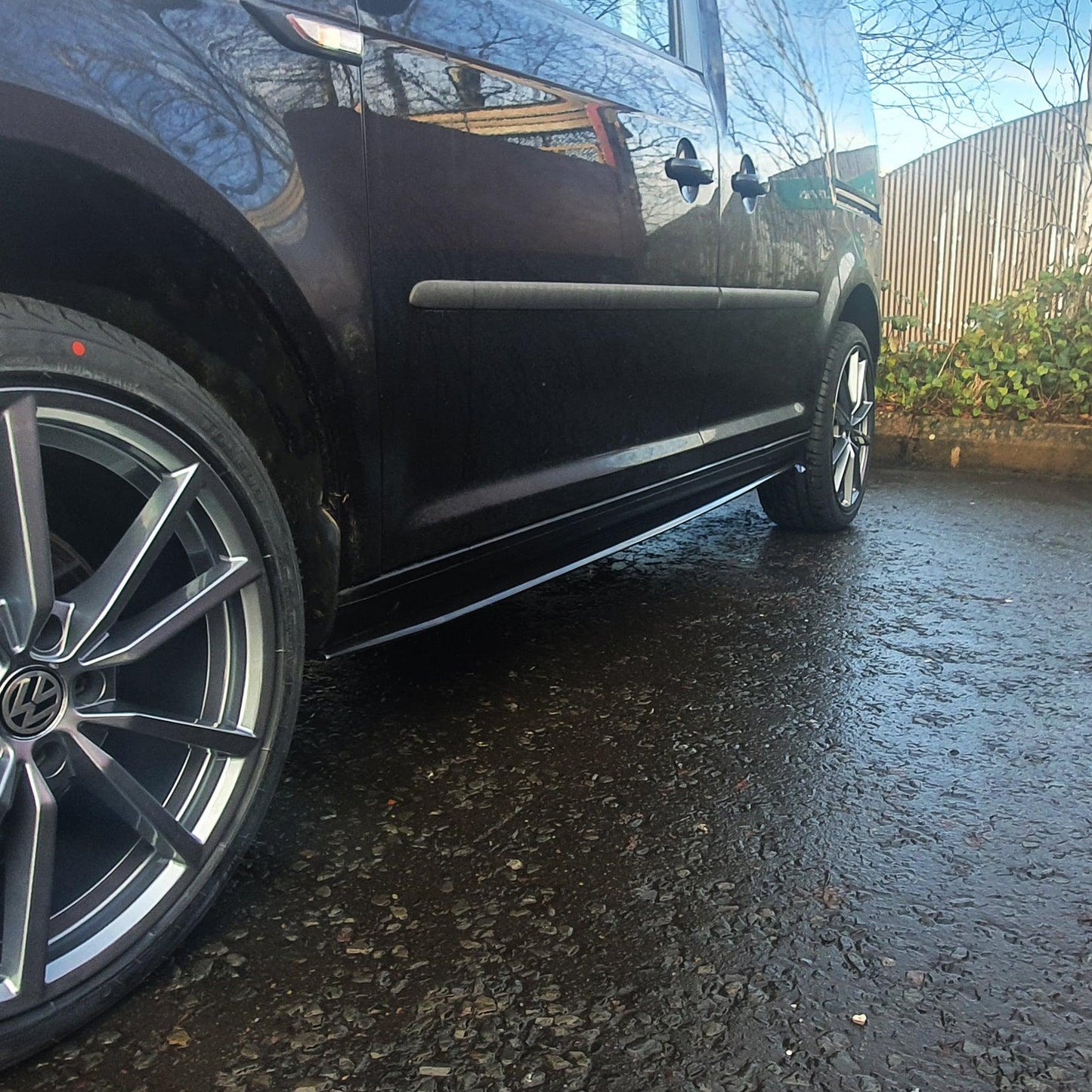 Volkswagen Caddy 2010 Onwards - Gloss Black Side Skirts