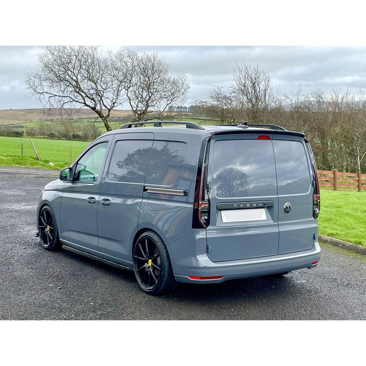 Vw Caddy 2021 On Swb Aluminium Roof Bars In Black